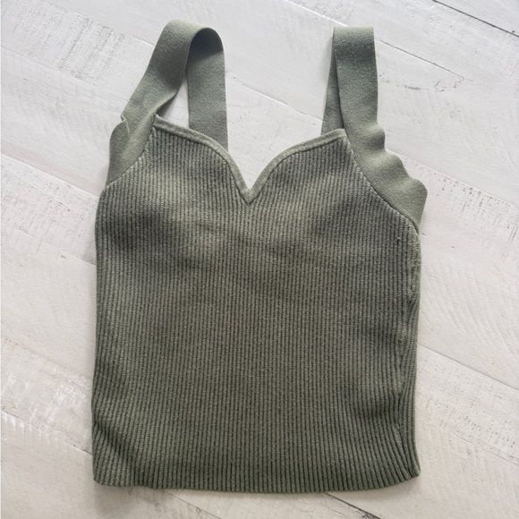 Abercrombie & Fitch Tops - Abercrombie & Fitch Olive Green Tank Top